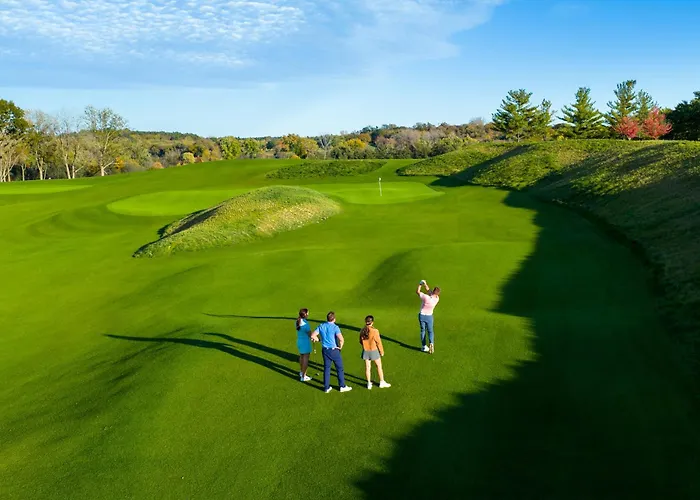 Grand Geneva And SpaResort Hotel